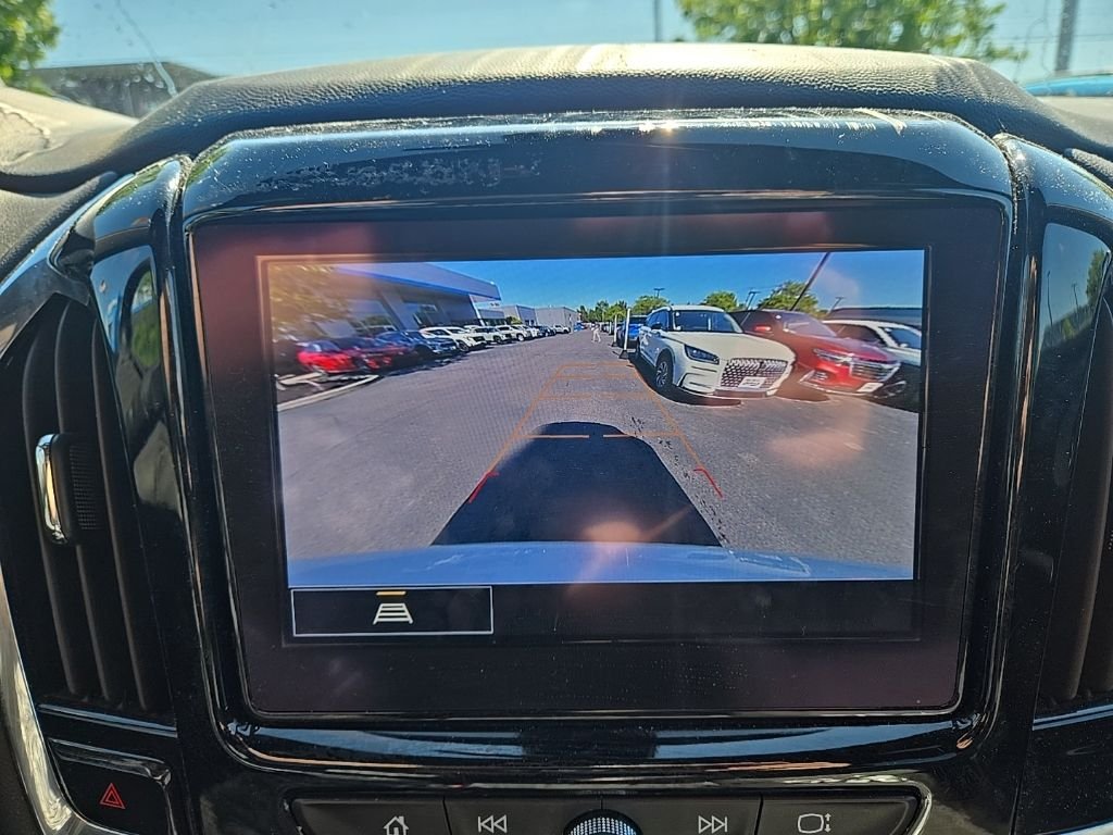 Used 2023 Summit White Chevrolet LT image 5
