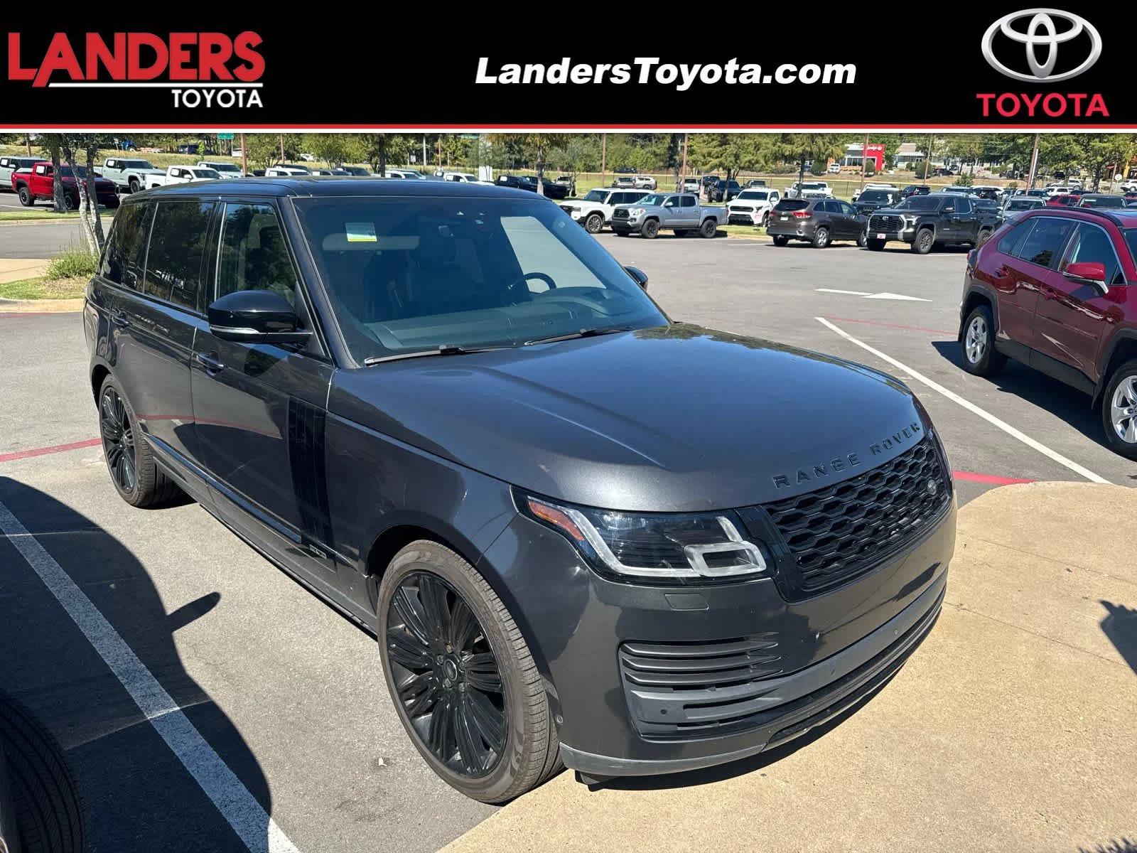 Used 2019 Flux Grey Ultra Metallic Satin Land Rover  image 1
