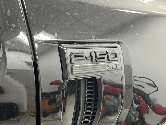 New 2026 Agate Black Metallic Ford XLT image 14