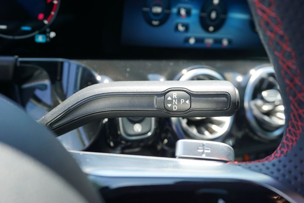 Certified Used 2026  Mercedes-Benz GLA 250 image 29