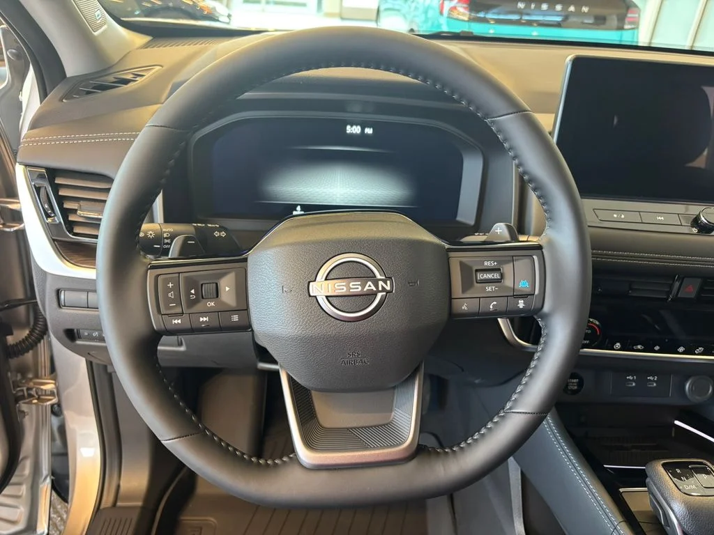 New 2026 Gold Nissan Platinum image 16