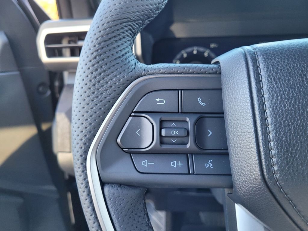 2025 Toyota Tacoma Limited - Photo 22