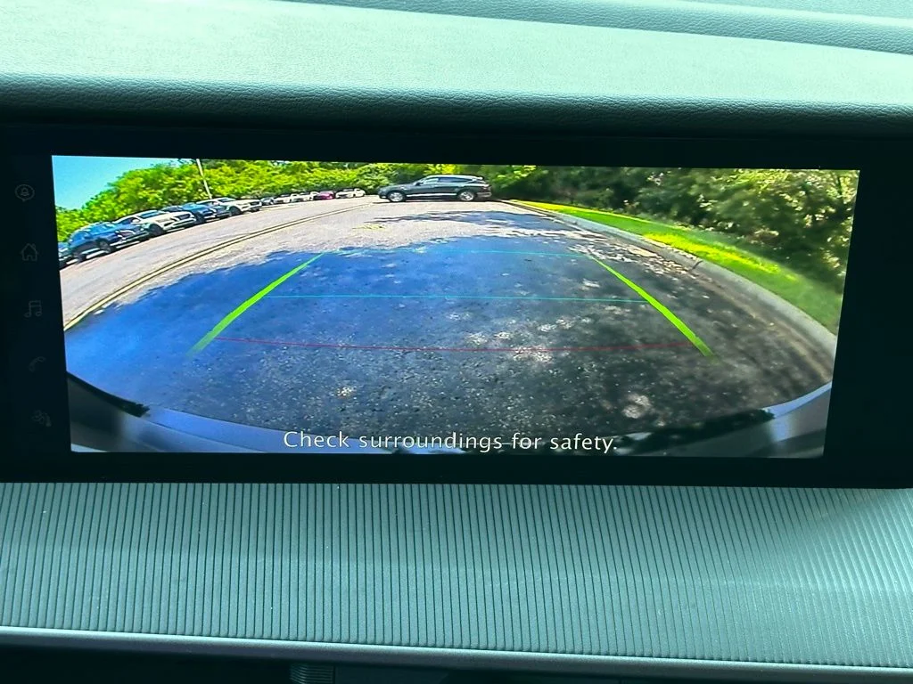2025 Nissan Murano SV - Photo 22