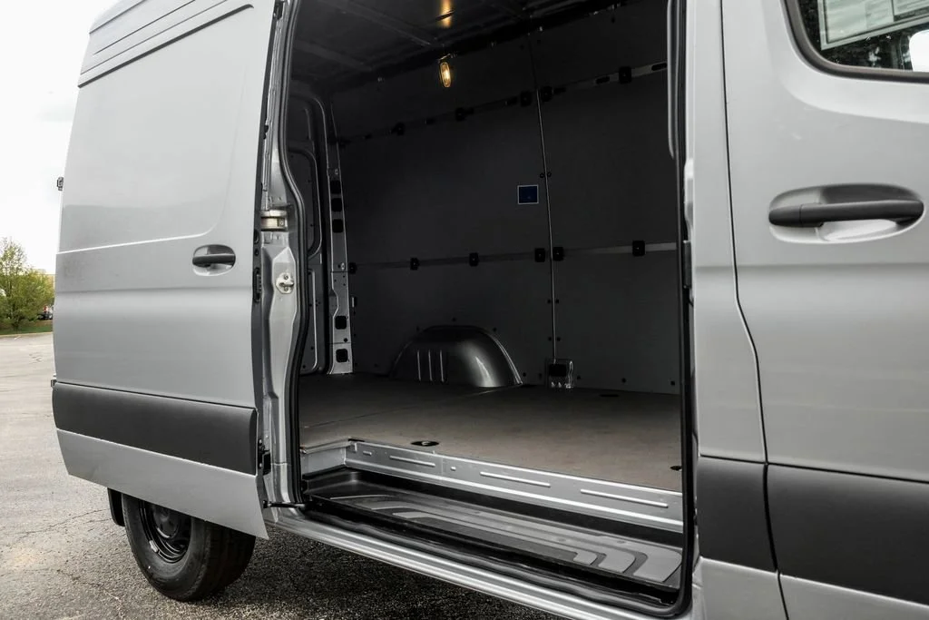 New 2026 high-tech silver metallic Mercedes-Benz Cargo 144 WB image 40