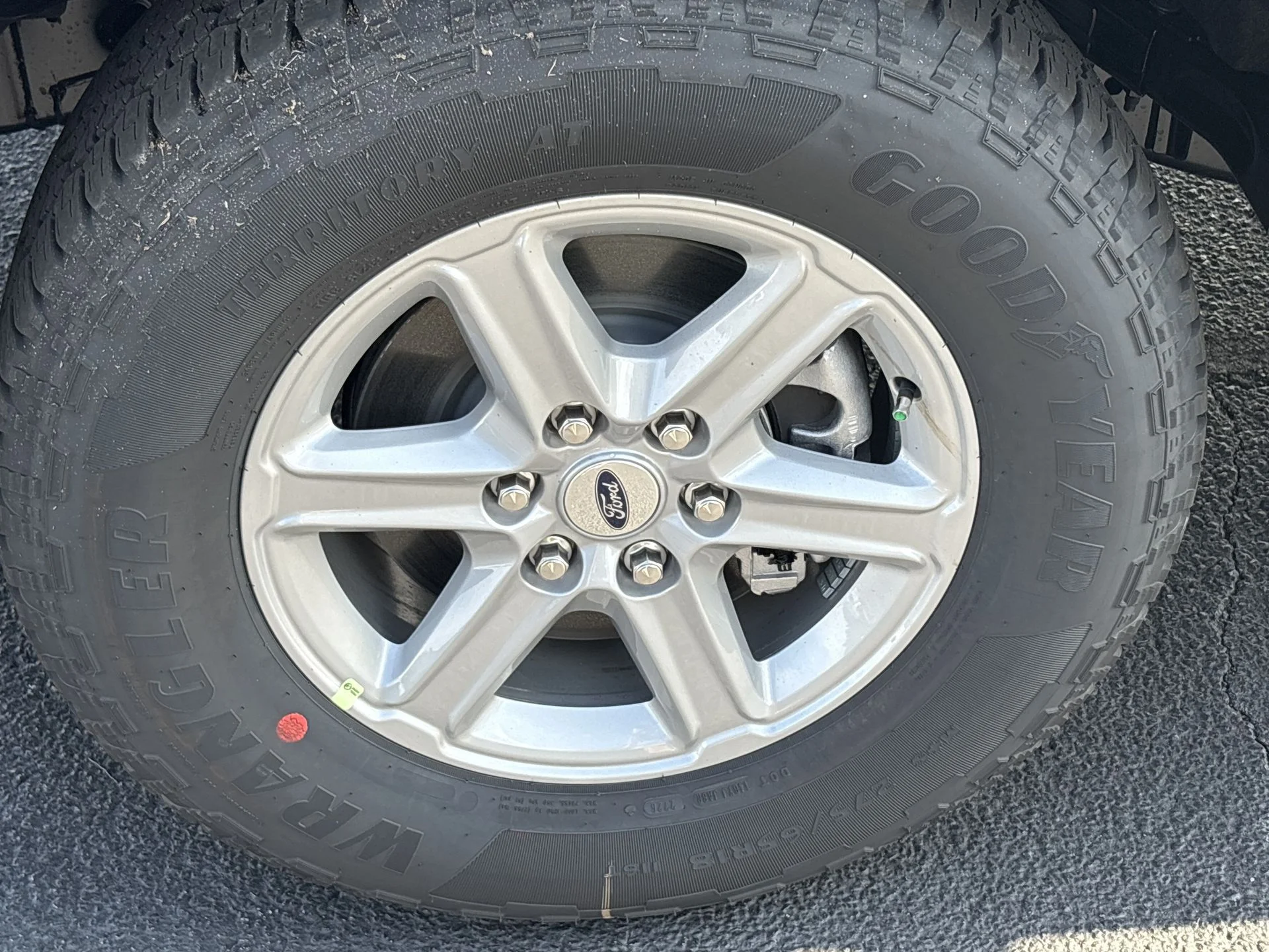 New 2026 Agate Black Metallic Ford XLT image 22