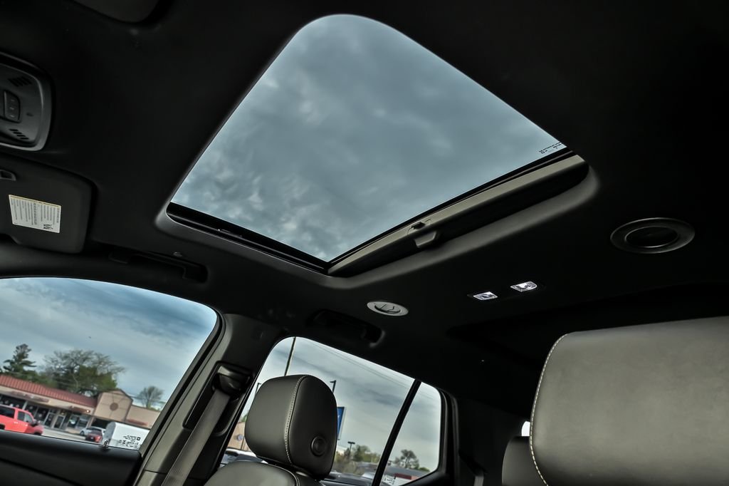 Used 2023 White Chevrolet LT Leather image 17