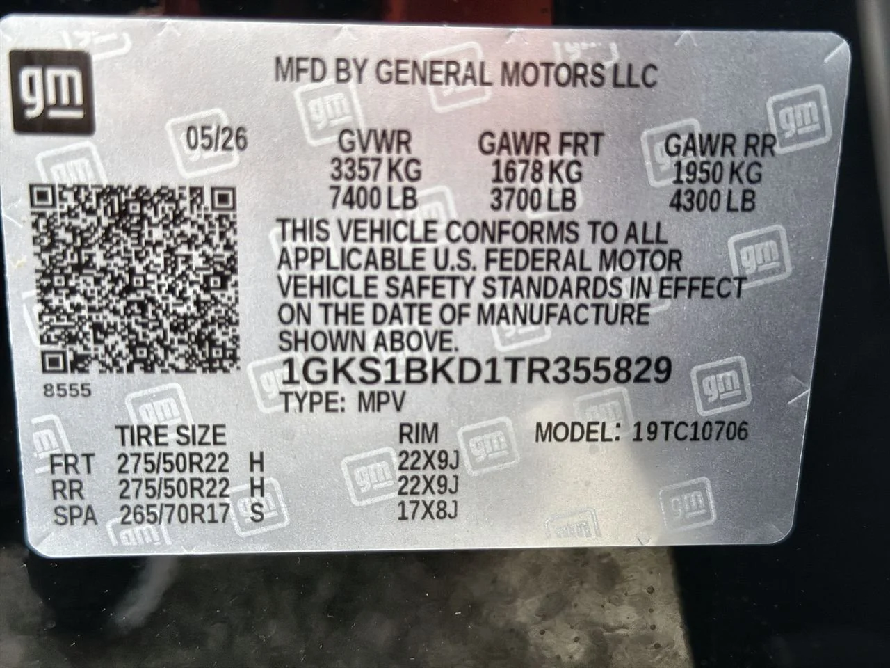 New 2026 Onyx Black GMC Elevation image 29