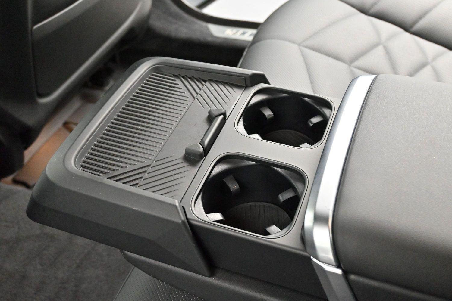 Used 2024 Brooklyn Grey Metallic BMW 740i xDrive image 35