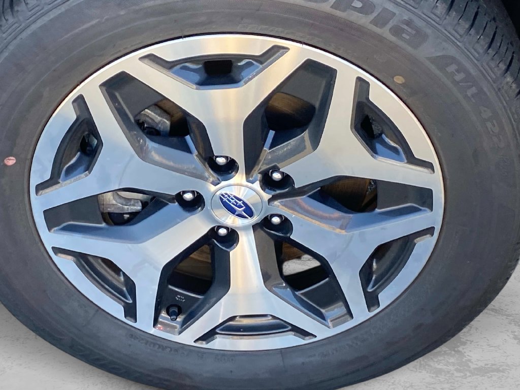 Used 2024 White Subaru Premium image 29