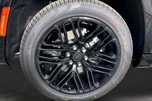 New 2026 Gray Jeep Limited Reserve image 13