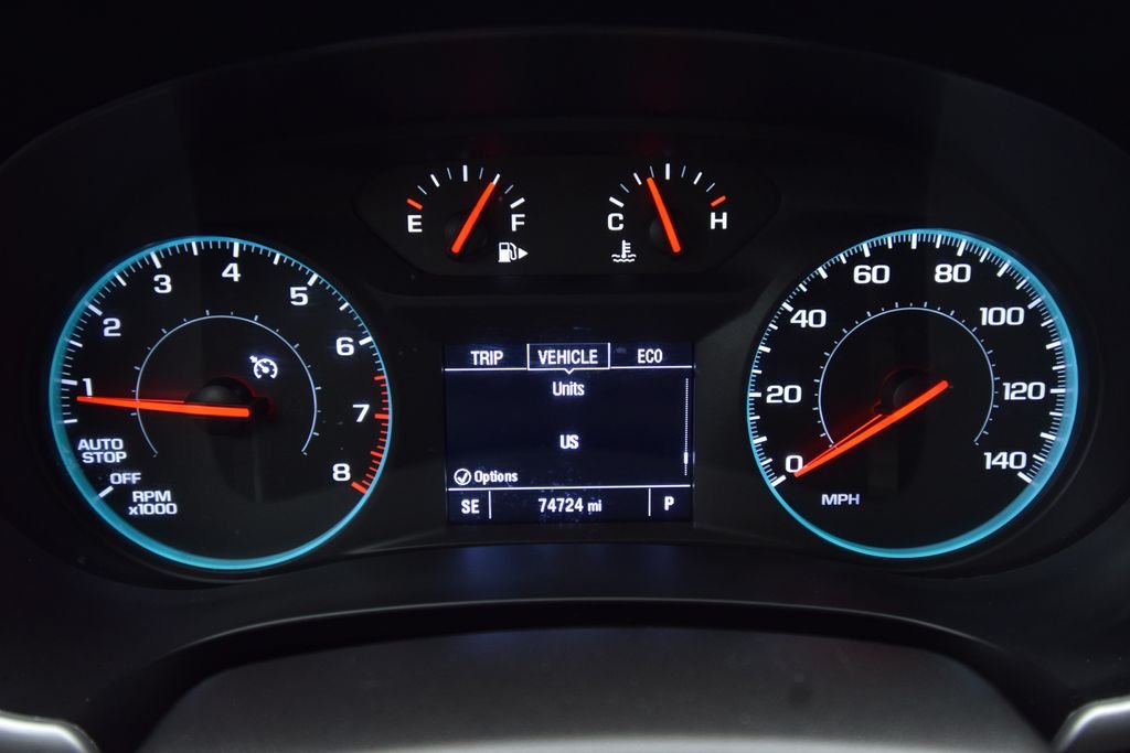 Used 2024 Summit White Chevrolet LT image 18