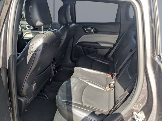 Used 2023 Gray Jeep Limited image 13