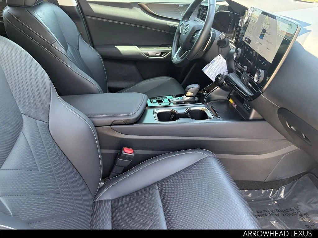 Used 2025 Black Lexus 350h Luxury image 10