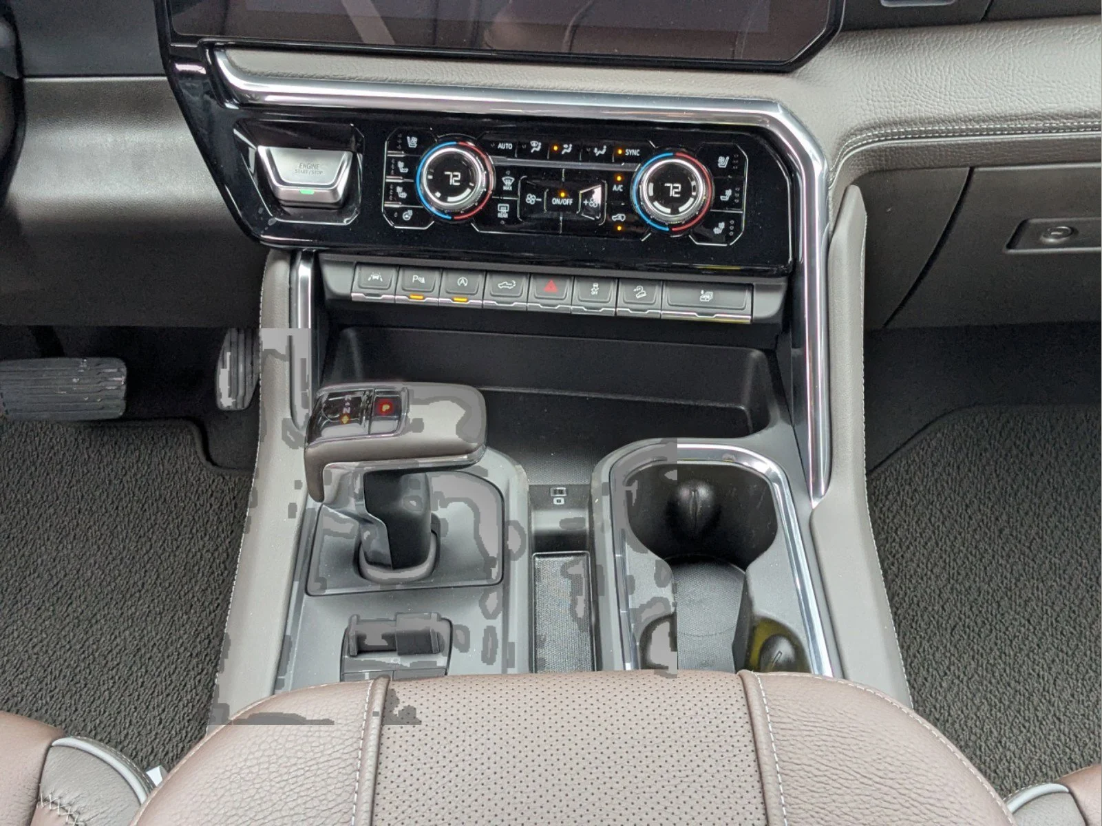 Used 2024 White Frost Tricoat GMC Denali image 18