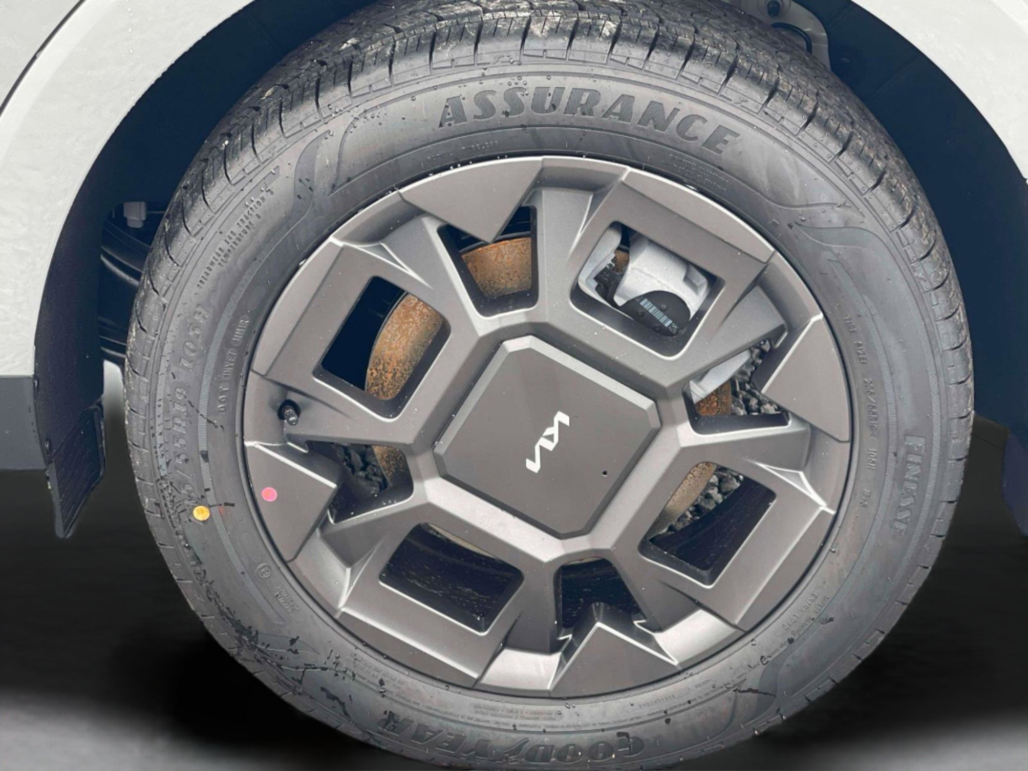 New 2026 Ceramic Silver Kia EX image 11
