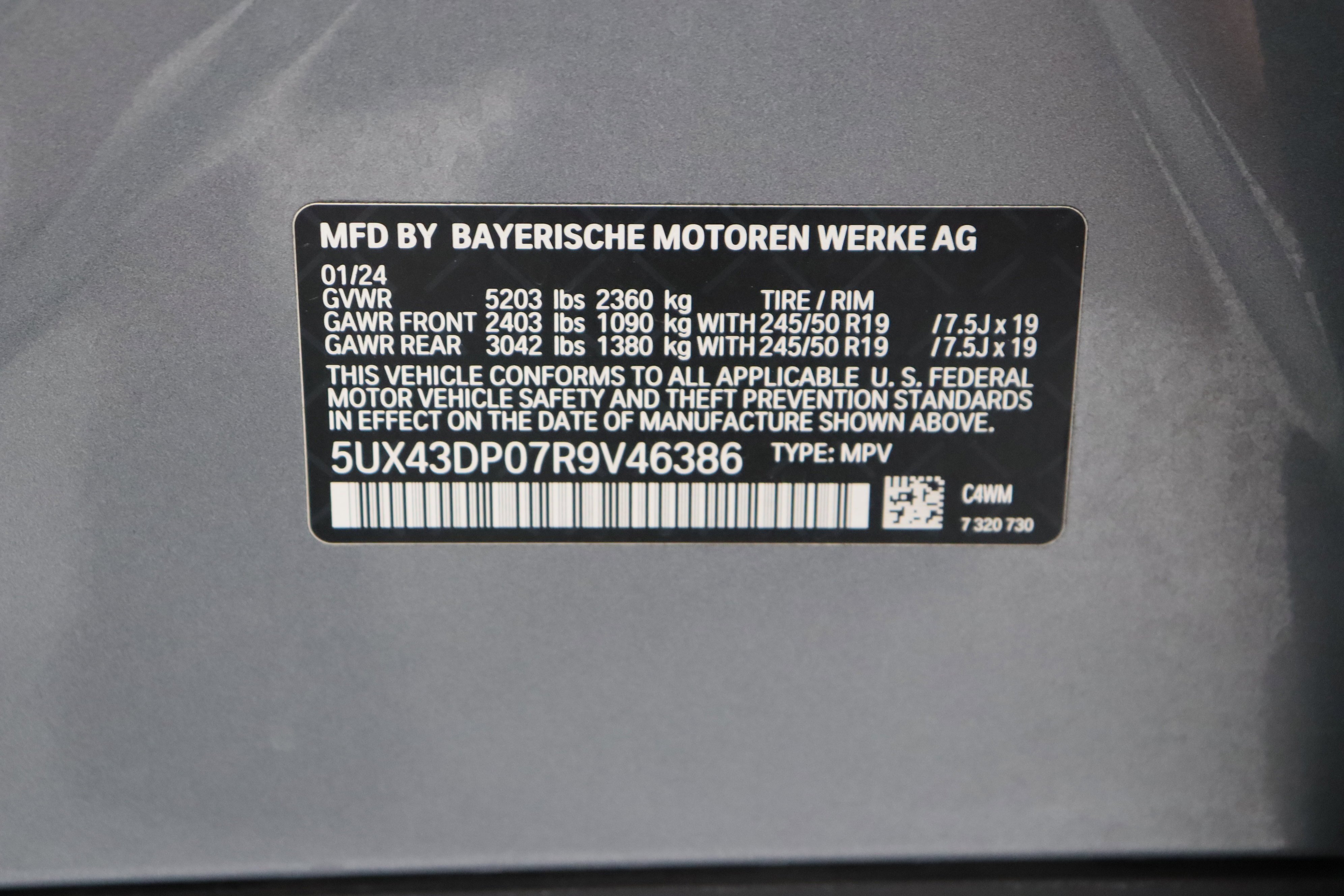 Used 2024 Dark Graphite Metallic BMW sDrive30i 2.0T image 46