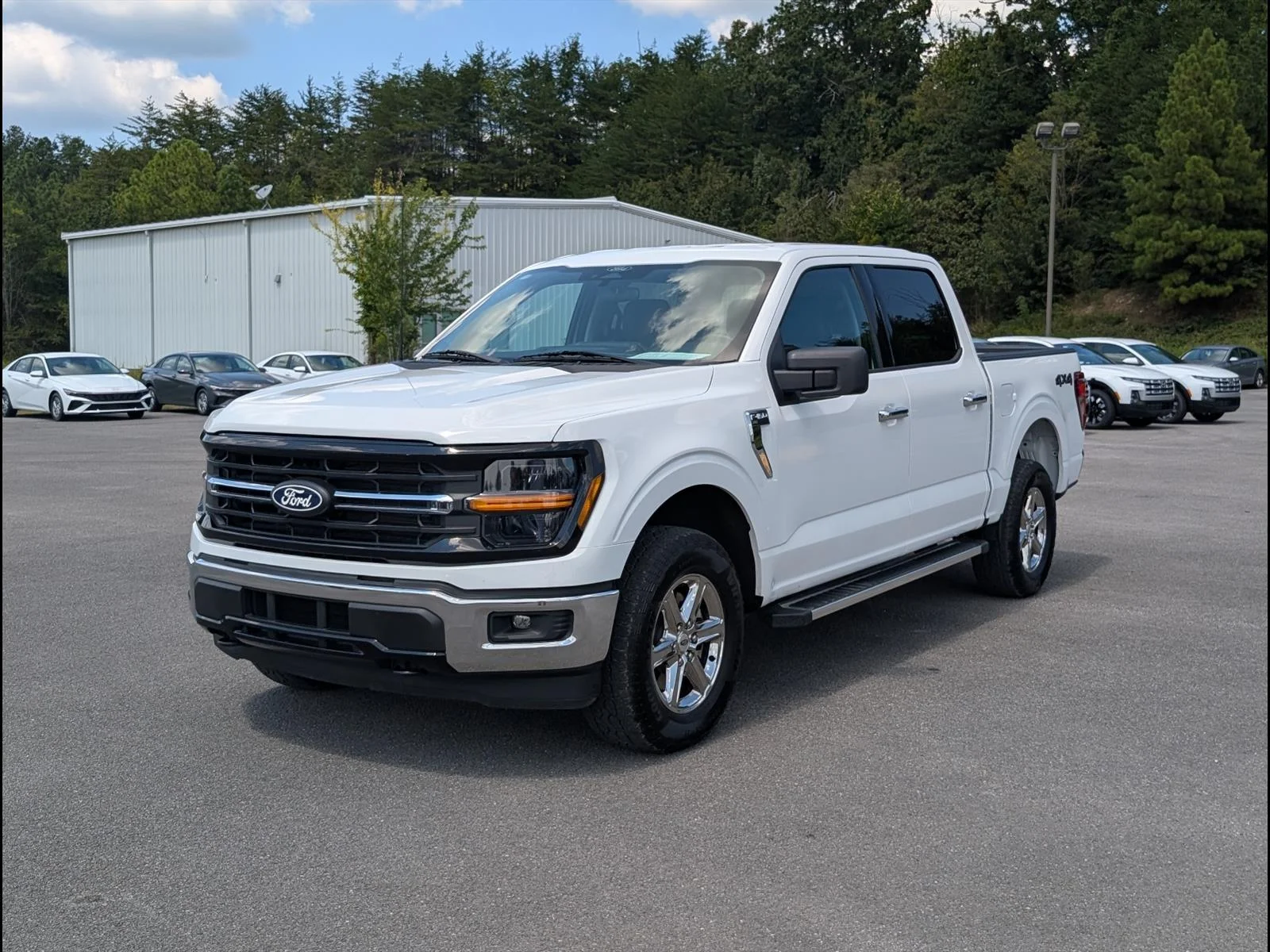 Used 2025 White Ford XLT image 3
