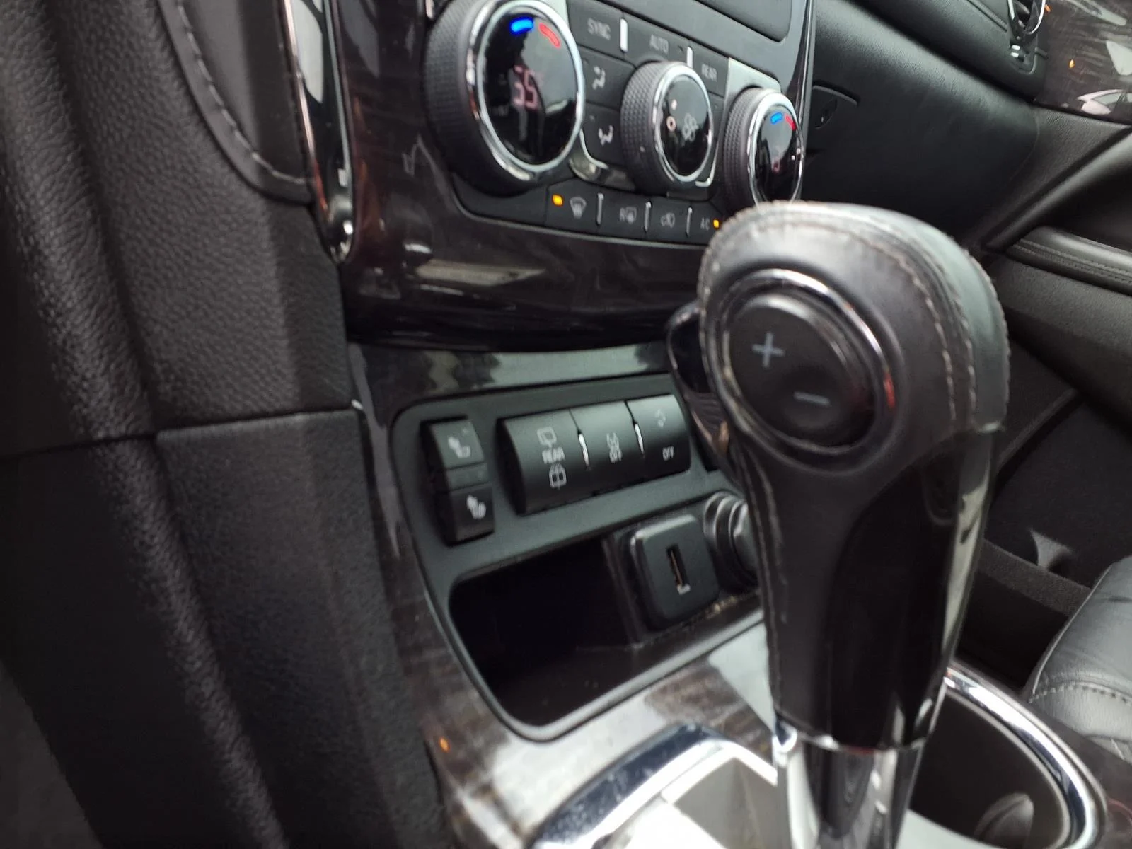 Used 2015 Carbon Black Metallic Buick Leather image 8