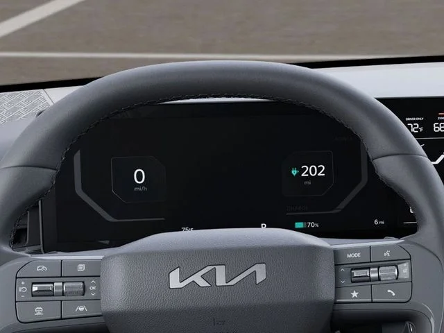 New 2024 White Kia Wind image 22