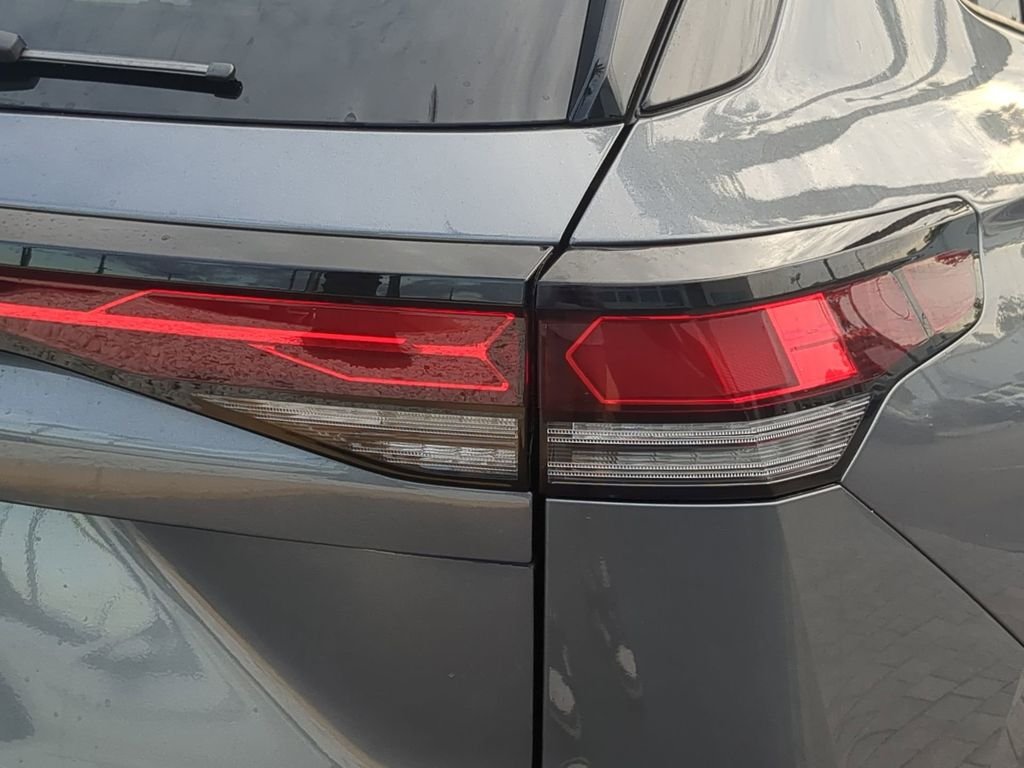 2025 Volkswagen Tiguan SE R-LINE BLACK - Photo 8