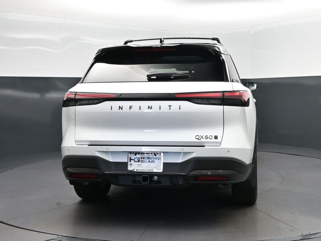 New 2027 2T RAD WHT INFINITI Autograph AWD image 6