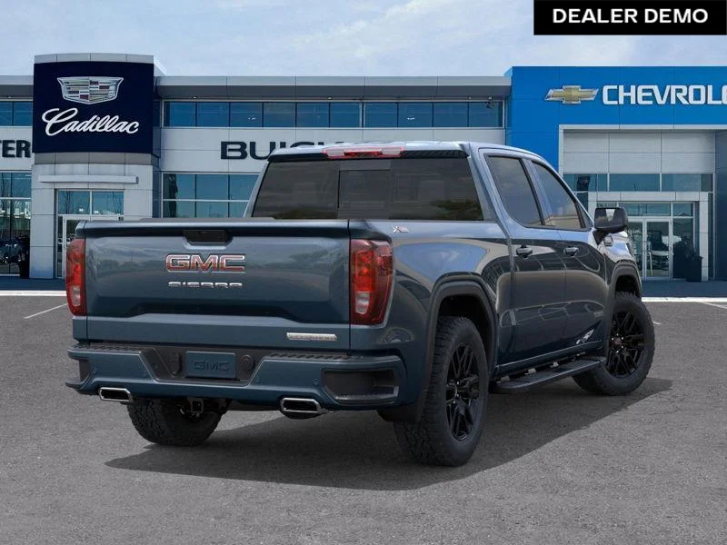 Used 2026  GMC Elevation image 4