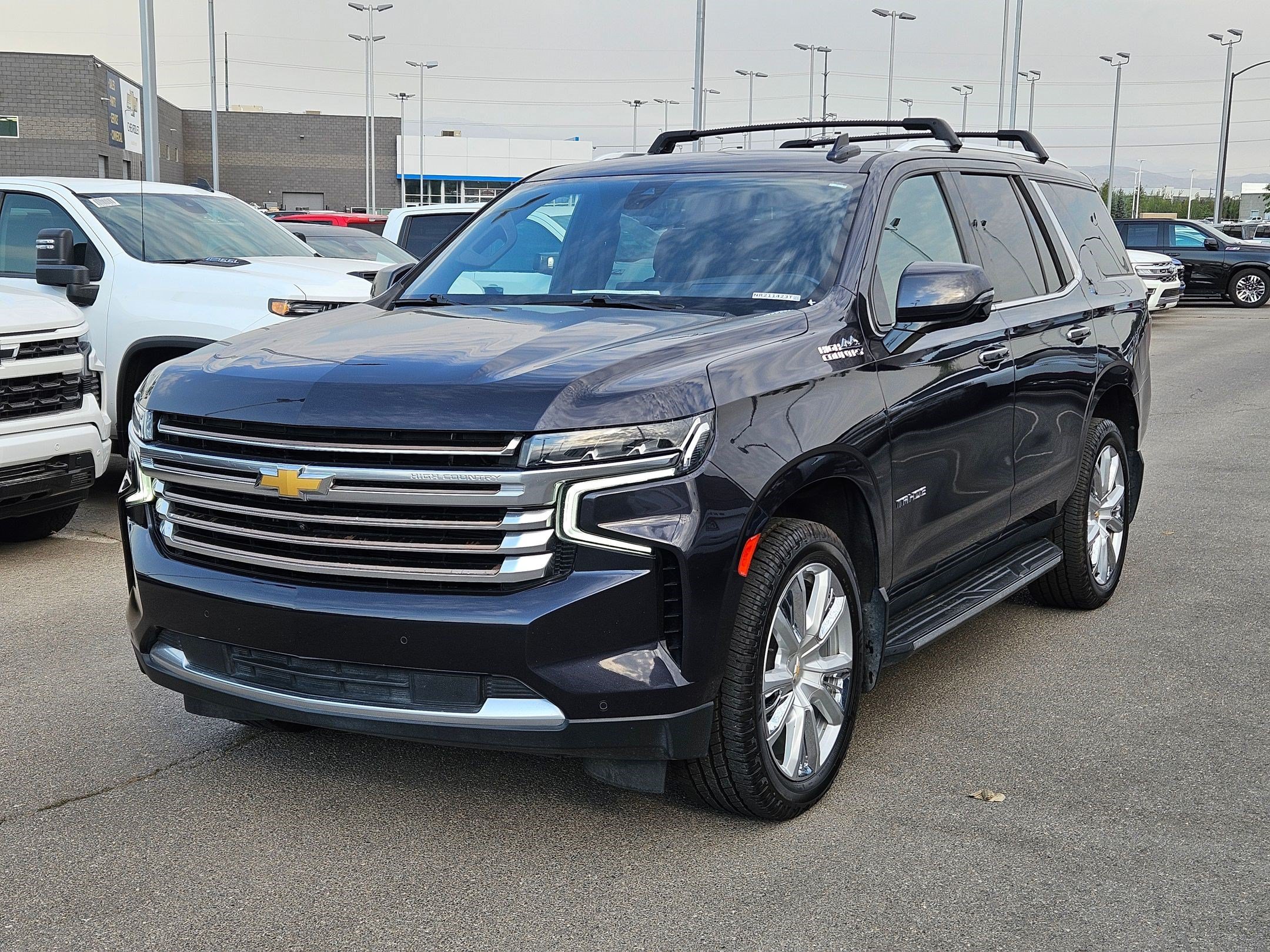 Used 2022 Dark Ash Metallic Chevrolet High Country image 8