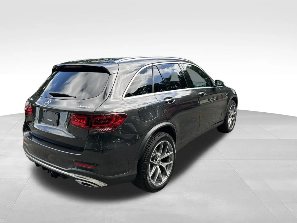 Used 2022 Black Mercedes-Benz GLC 300 image 5