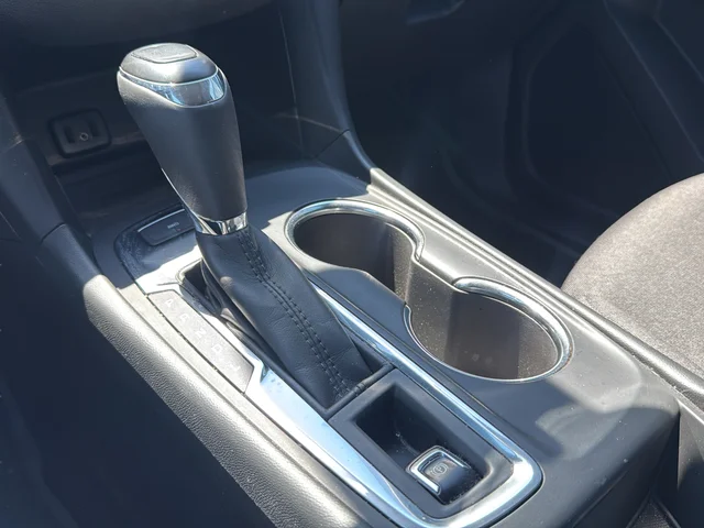 Used 2018 Blue Chevrolet LT image 13