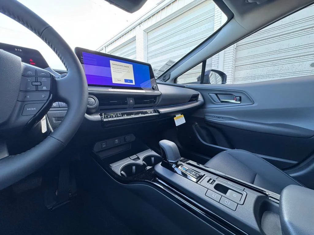 2026 Toyota Prius Limited - Photo 24