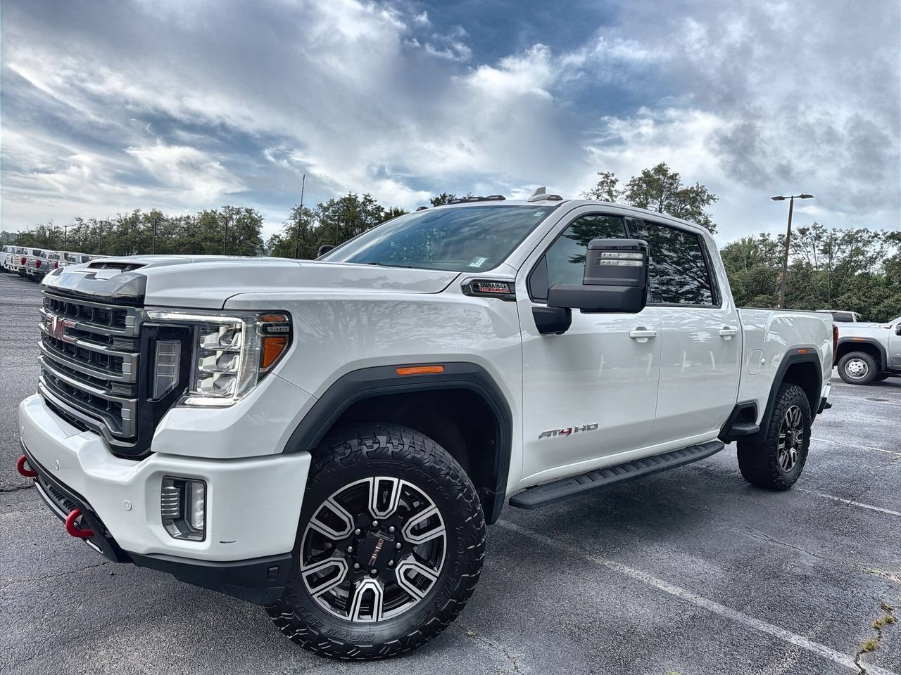 Used 2022 Summit White GMC AT4 image 1