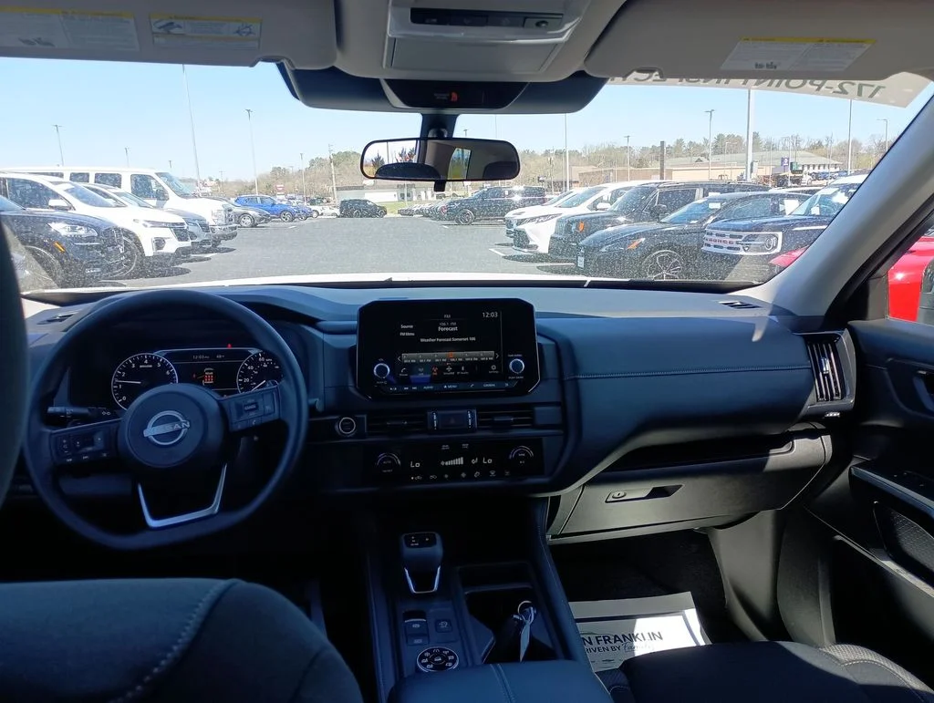 Used 2024 White Nissan S image 10