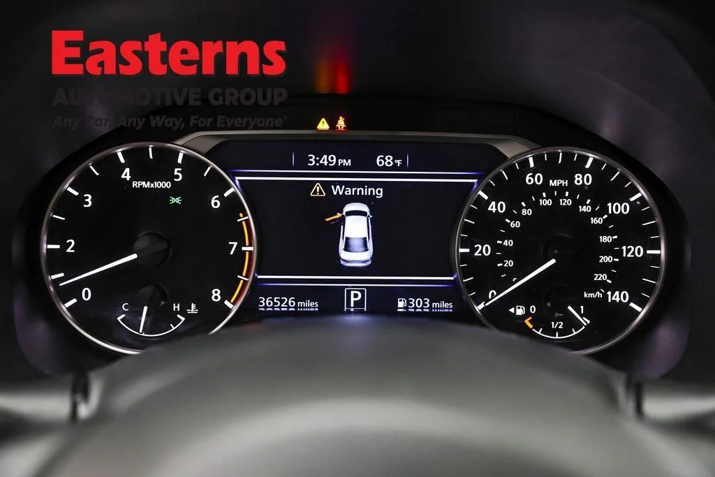 Used 2025 Red Nissan 2.5 SV image 20