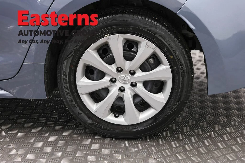 Used 2025 Gray Toyota LE image 28