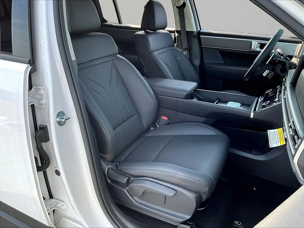 New 2026 White Hyundai XRT image 10