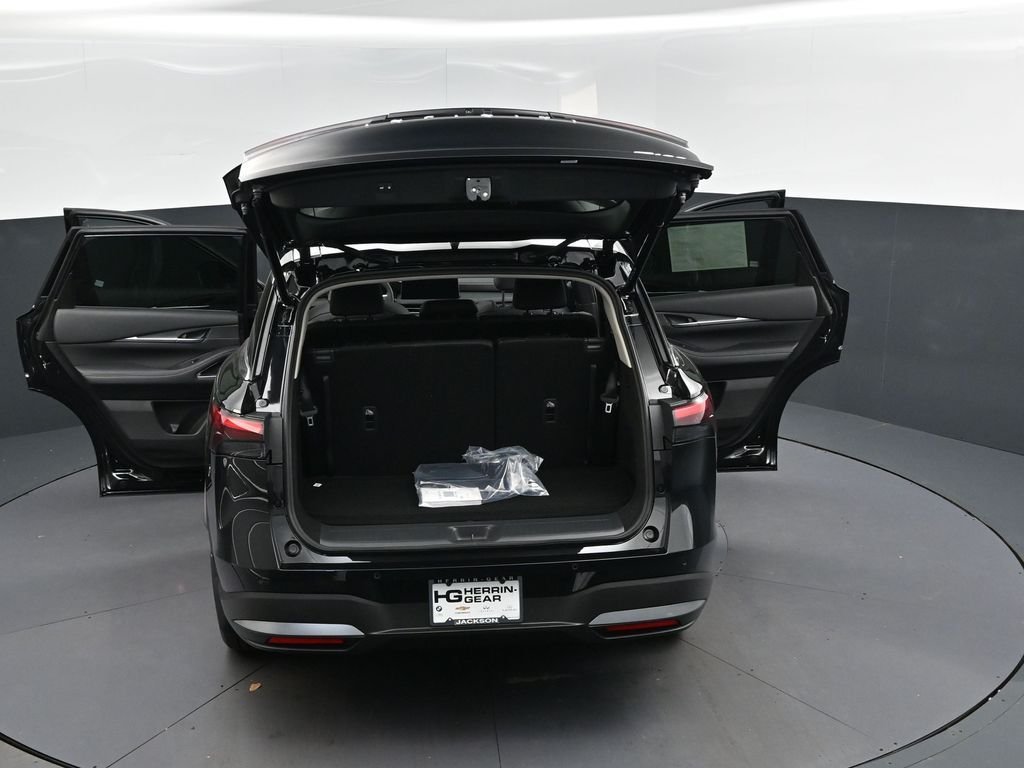 New 2027 MINERAL BLACK INFINITI Luxe FWD image 49