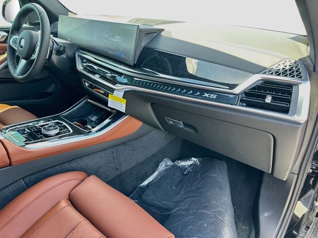 New 2026 Black BMW sDrive40i image 24