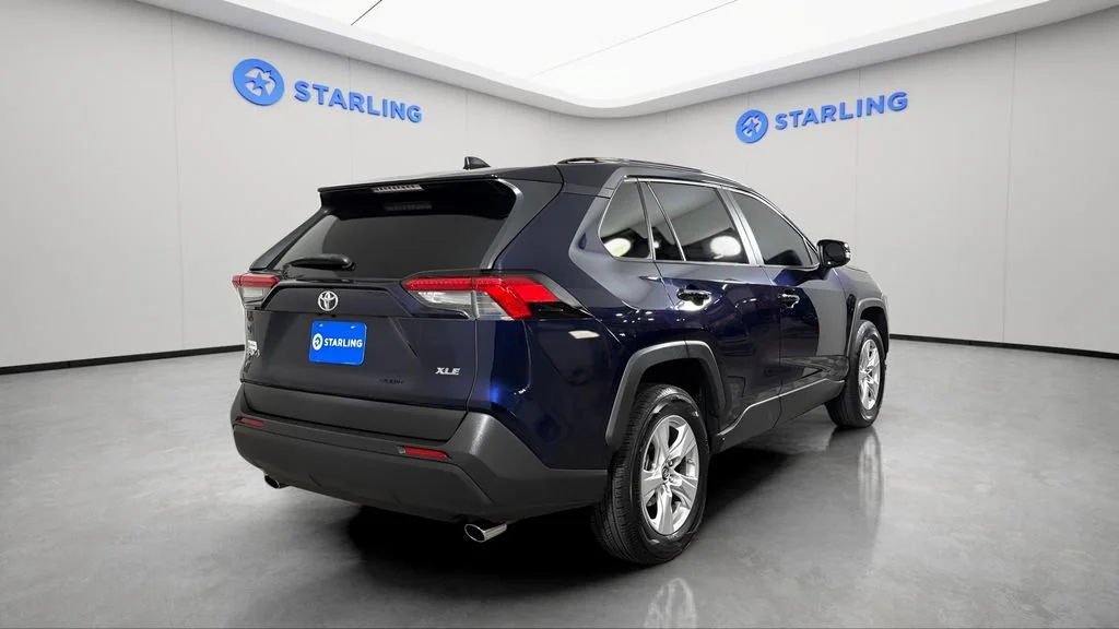 Used 2019 Blue Toyota XLE image 8