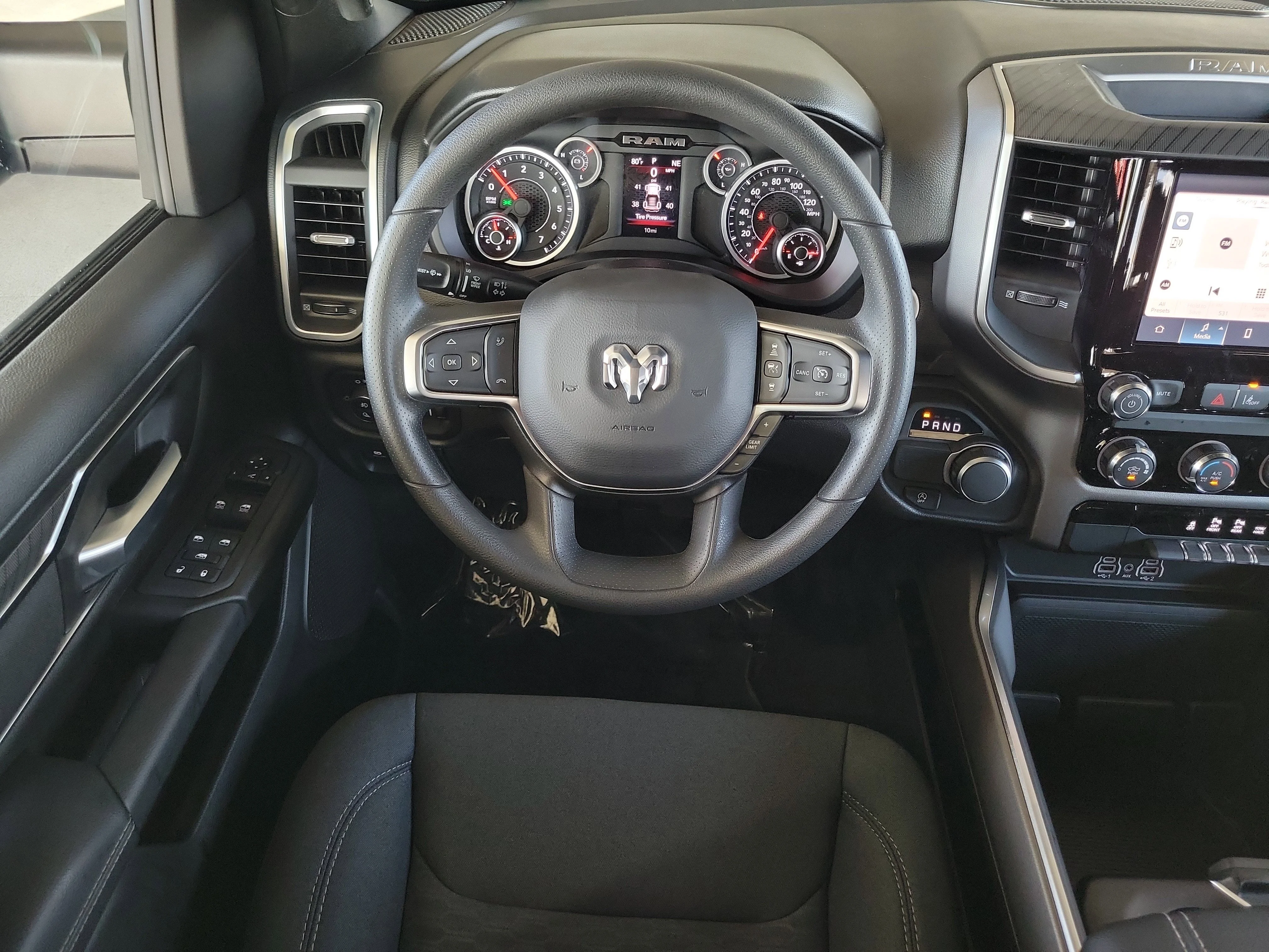 New 2026 Diamond Black Crystal Pearl-Coat Exterior Paint RAM Big Horn image 11