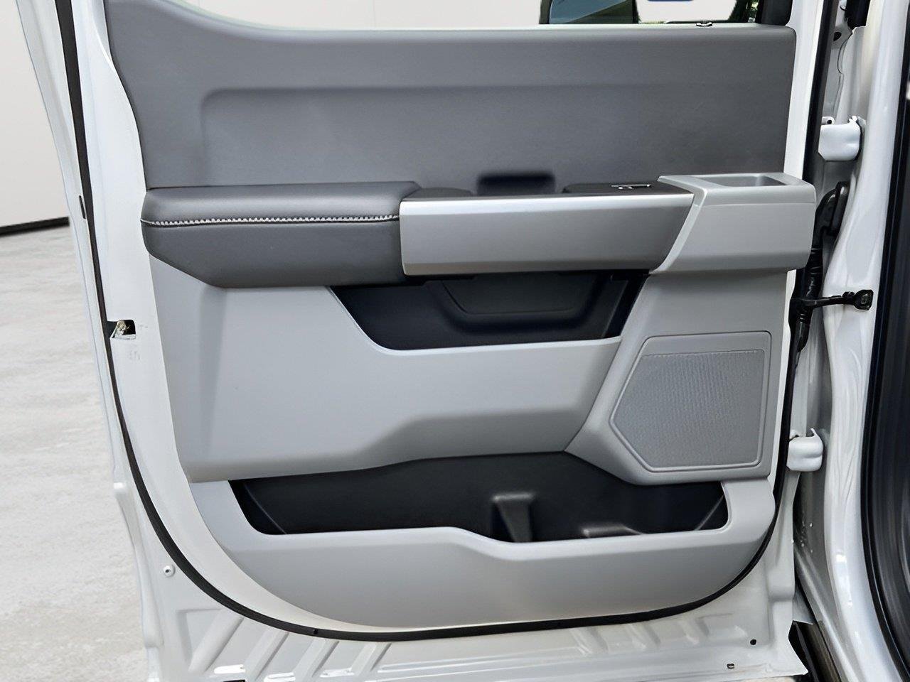 New 2026 Avalanche Ford F-250® XL image 25