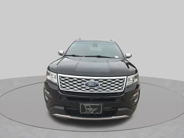 Used 2017 Black Ford Platinum image 8