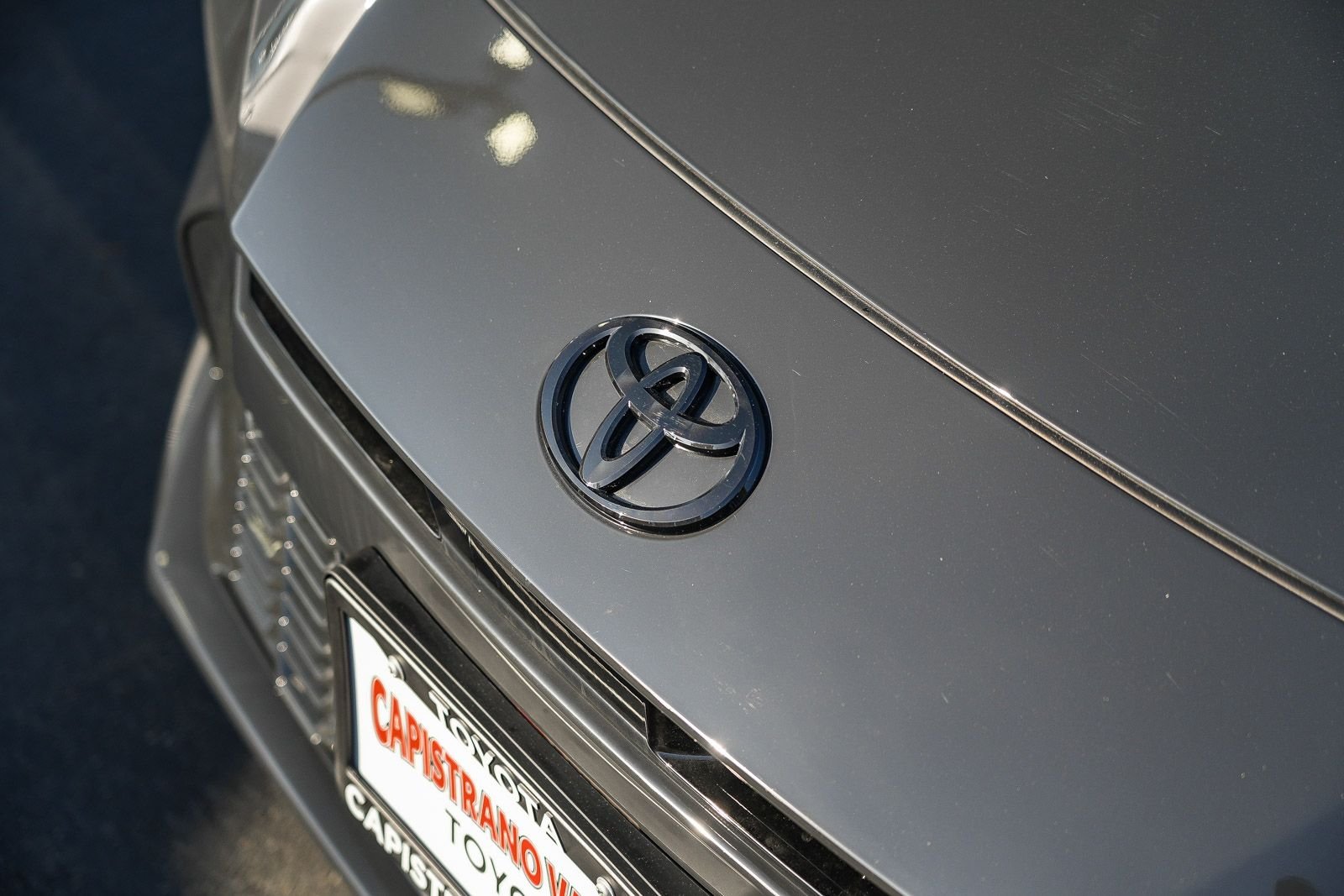 2026 Toyota Camry XSE - Photo 3