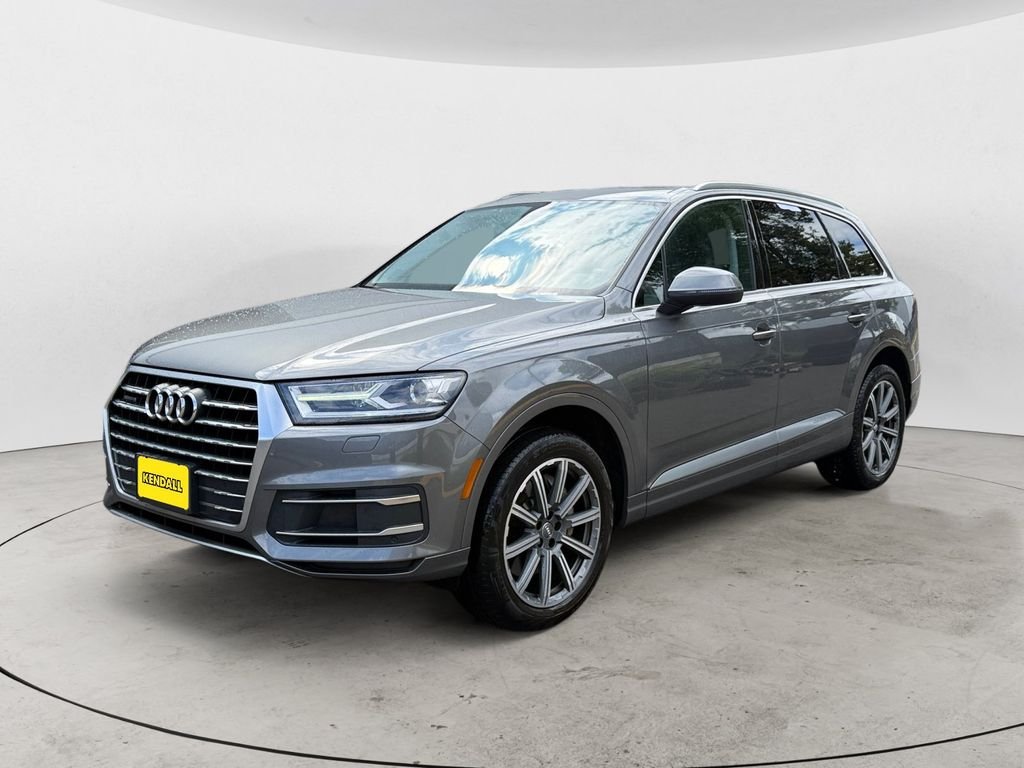 Used 2018  Audi 2.0T Premium Plus image 1