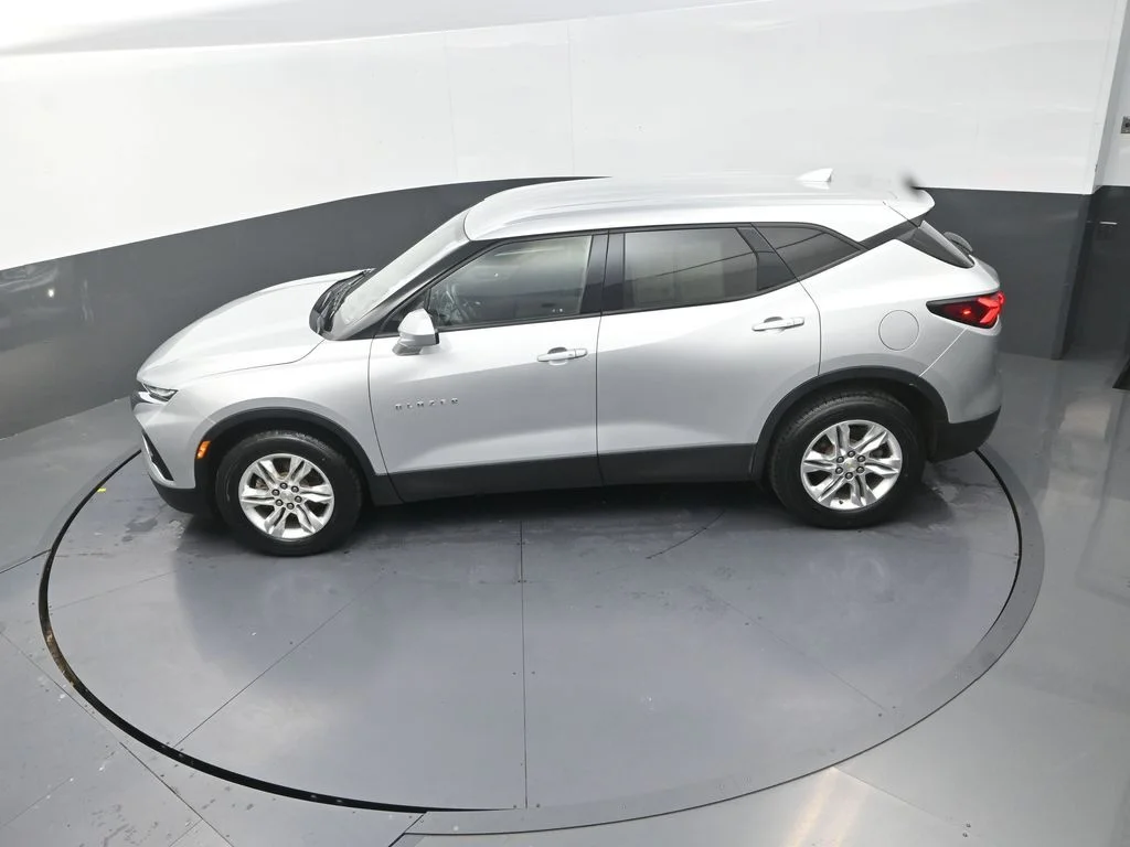Used 2021 Silver Chevrolet LT image 16