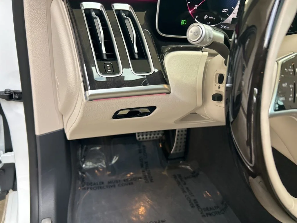 2024 Mercedes-Benz S-Class S 580e - Photo 53