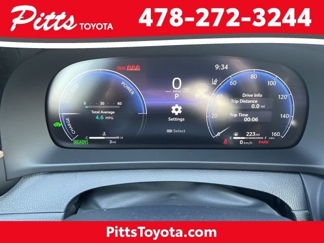 2026 Toyota Crown XLE - Photo 16