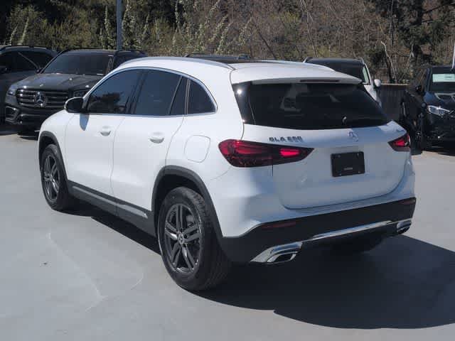 New 2026 Polar White Mercedes-Benz GLA 250 image 6