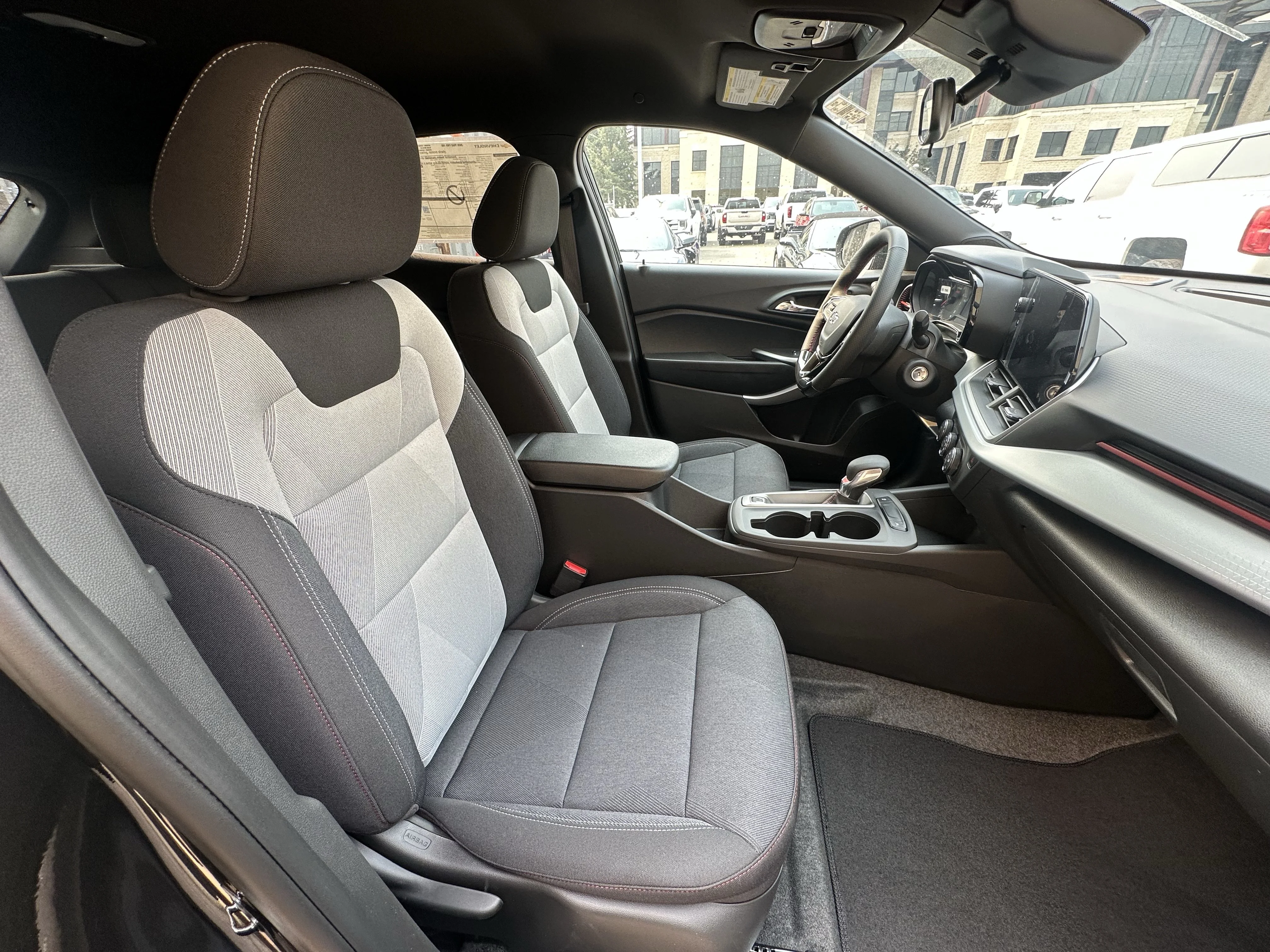 New 2026 Mosaic Black Metallic Chevrolet 1RS image 18