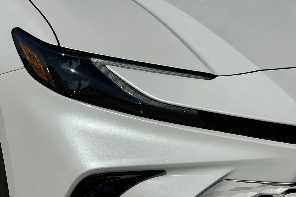 New 2026 Wind Chill Pearl Toyota XSE image 30