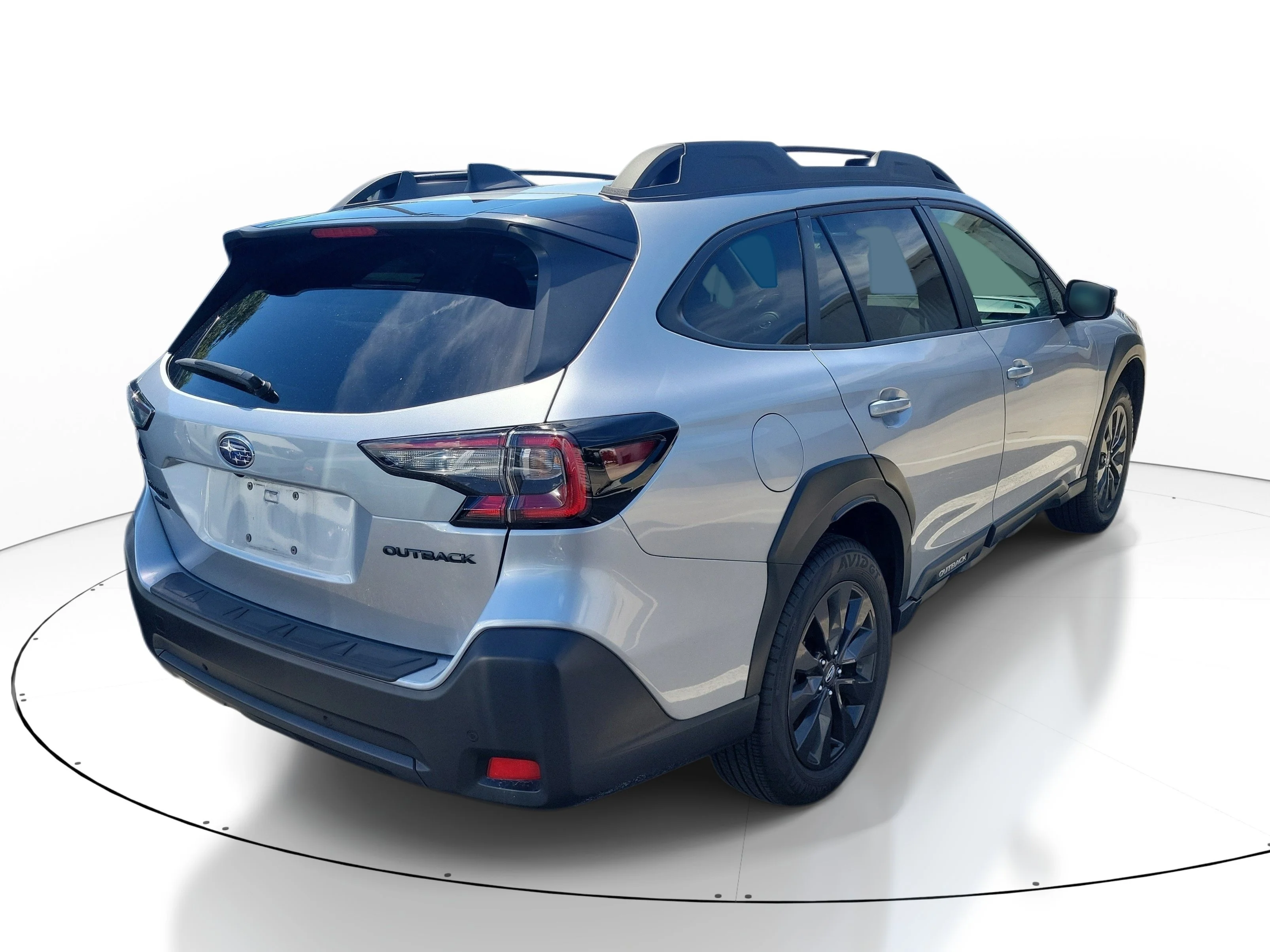 Used 2024 Ice Silver Metallic Subaru Onyx Edition image 9
